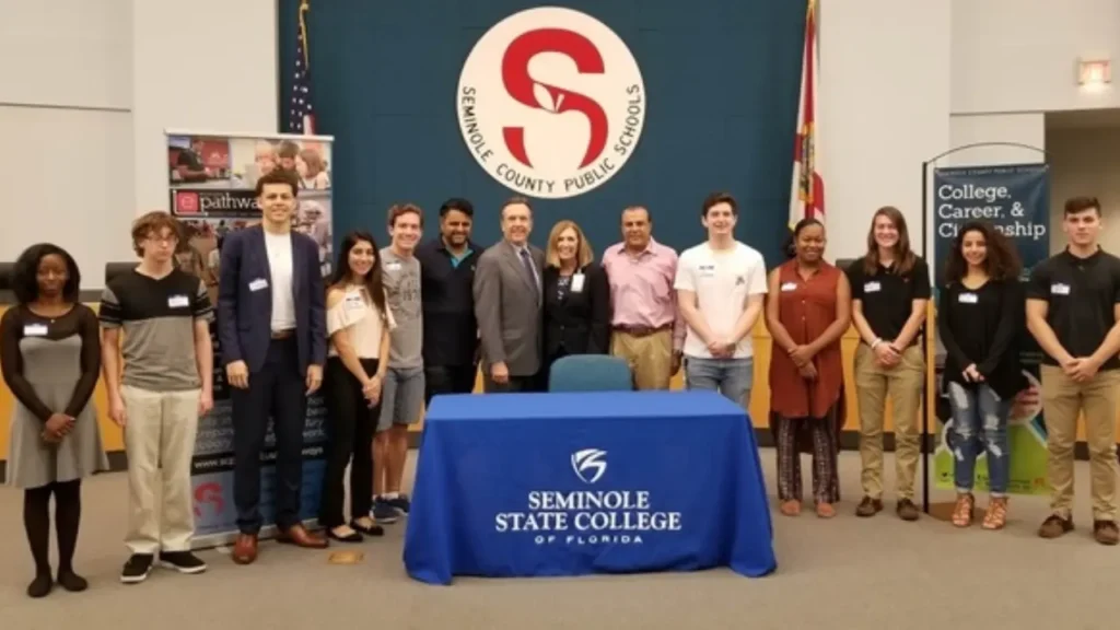 scps foundation scholarships